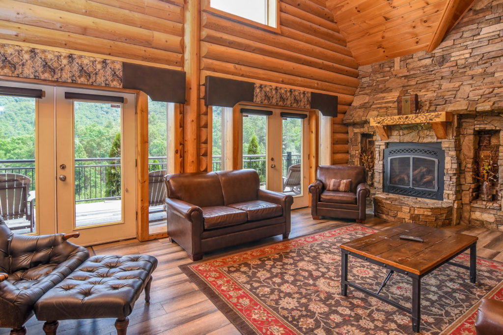Smoky Mountain Lodge in Pigeon Forge TN | Large Group Cabin Rentals